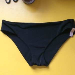 Victoria’s Secret black Classic Hipster NWT